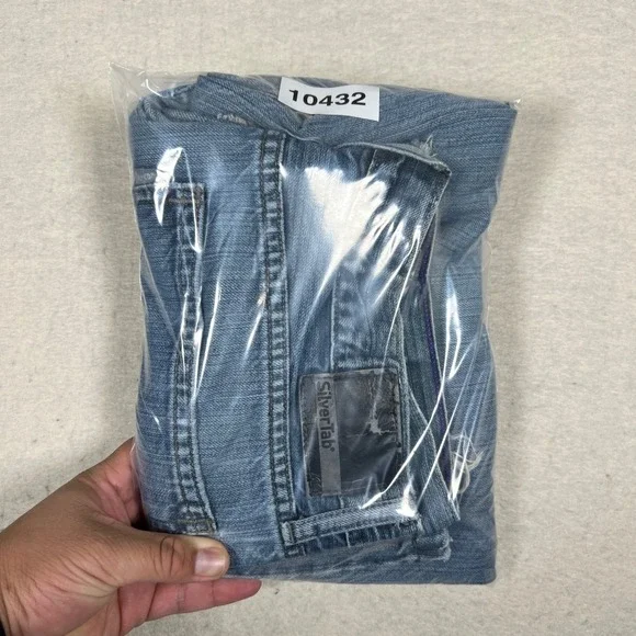 Vintage Distressed Silver Tab Low and Loose Jeans Men 33x32 Blue Medium Wash Y2K - Picture 12 of 12